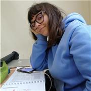 Studentessa di Lingue presso l'Università degli studi di Bari offre lezioni private di inglese (ripetizioni e/o conversazioni, preparazione di esami o verifiche)